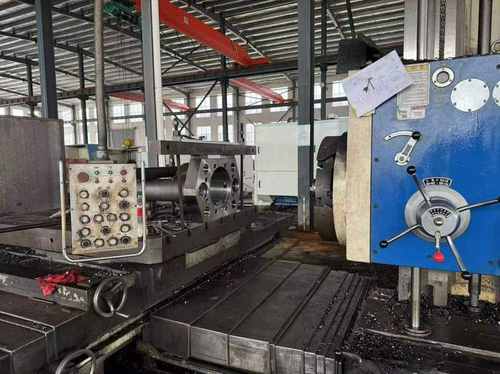 DEENPU Factory — Horizontal boring machine processing large valve body